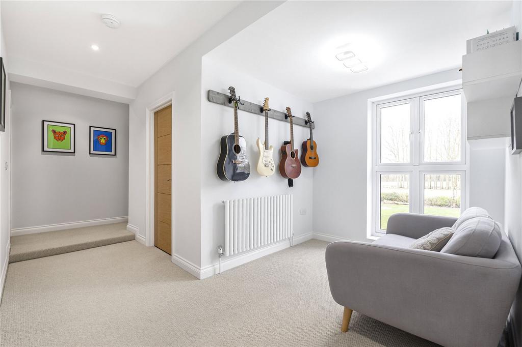 Open Snug Area