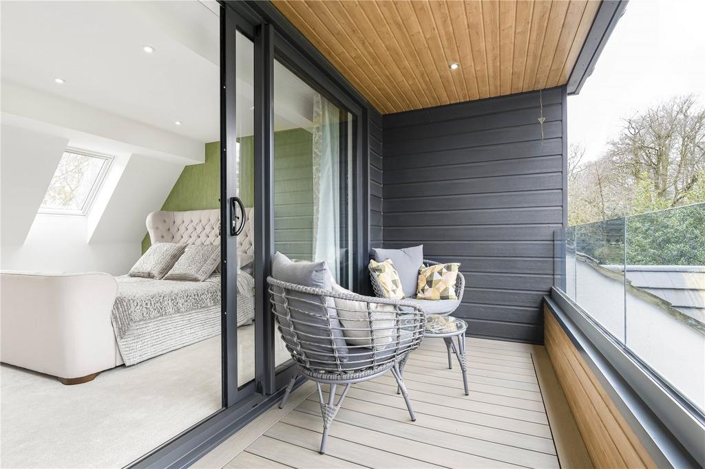 Bedroom &amp; Balcony