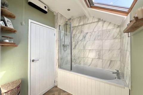 27 Harepark Terrace, Minehead, TA24 6DL