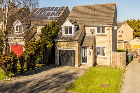 3 bedroom detached house for sale, Royd Moor Road, Bradford