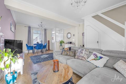 3 bedroom terraced house for sale, Hill Street, Mount Pleasant, Swansea