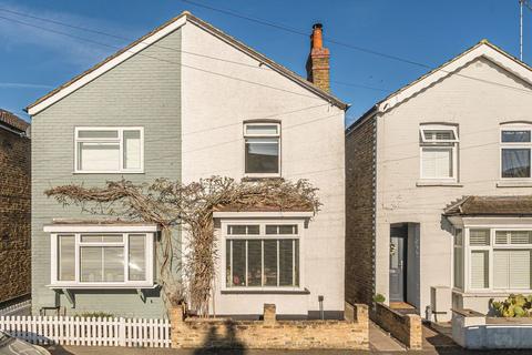 33 Binfield Road, Byfleet, West Byfleet, KT14 7PN