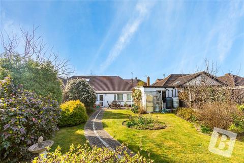 2 bedroom bungalow for sale, Brookmans Close, Upminster, RM14