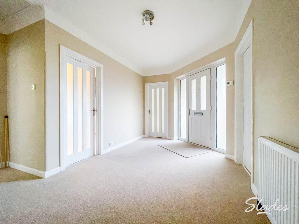 204 Harewood entranc