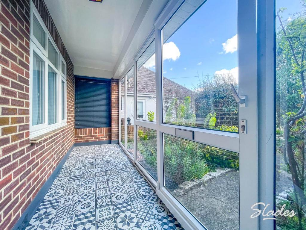 204 harewood porch 2