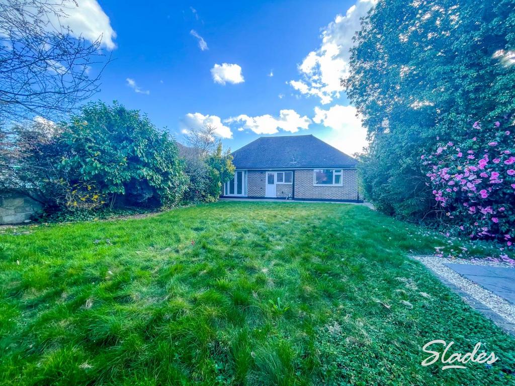 204 harewood garden