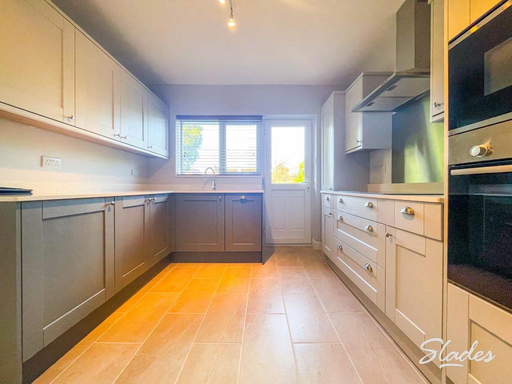 204 harewood kitchen