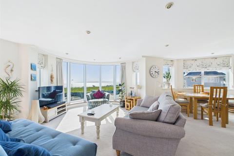 2 bedroom apartment for sale, Southbourne Overcliff Drive, Bournemouth, Dorset, BH6