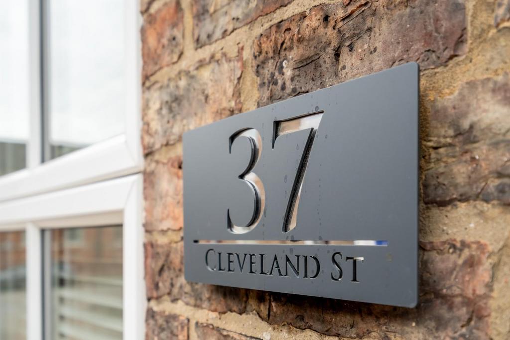 Cleveland street-38.jpg