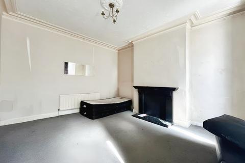 2 bedroom ground floor flat for sale, Stanhope Road, South Shields, Tyne and Wear, NE33 4QZ