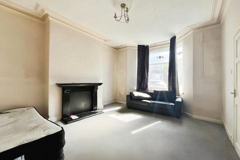 2 bedroom ground floor flat for sale, Stanhope Road, South Shields, Tyne and Wear, NE33 4QZ