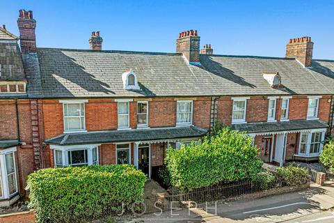 5 bedroom townhouse for sale