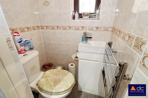 48 The Heights, Northolt, UB5 4BP