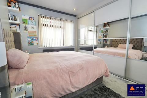 48 The Heights, Northolt, UB5 4BP