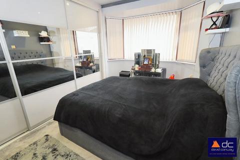 48 The Heights, Northolt, UB5 4BP