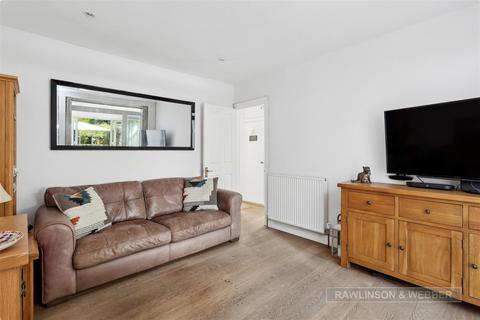 2 bedroom semi-detached bungalow for sale, Cherry Orchard Road, West Molesey KT8