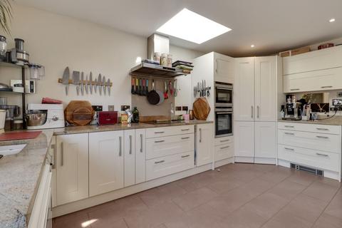 34 Fleece Road, Long Ditton, Surbiton, KT6 5JN