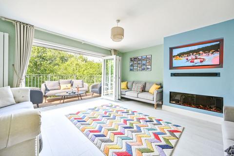 2 River View, Looe, PL13 2BW
