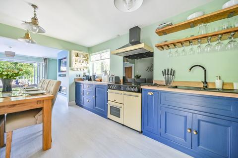 2 River View, Looe, PL13 2BW
