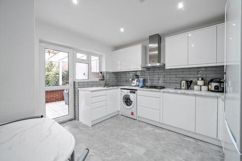 11 Barnhill Avenue, Bromley, BR2 9DP