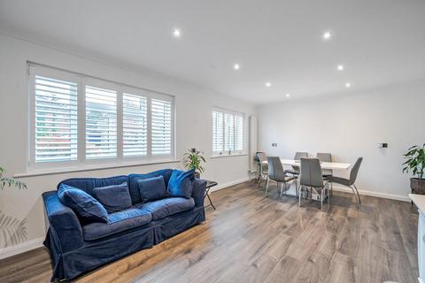 11 Barnhill Avenue, Bromley, BR2 9DP