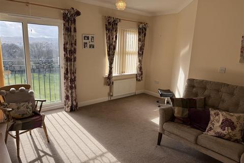 undefined, Autumn Heights, Mirfield WF14