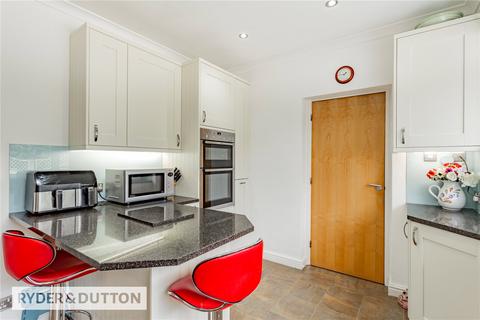 9 Thornley Crescent, Grotton, Oldham, OL4 5QX