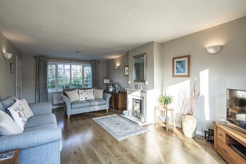 undefined, 16 Lackmore Gardens, Woodcote, RG8