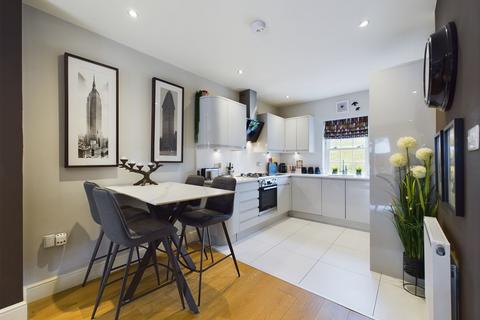 4 bedroom end of terrace house for sale, Moat Lane, Towcester, NN12
