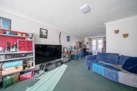 undefined, Knightswood, Woking, GU21