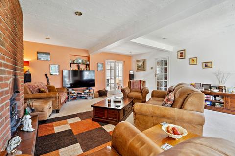 4 bedroom detached bungalow for sale, Rayners Avenue, High Wycombe HP10
