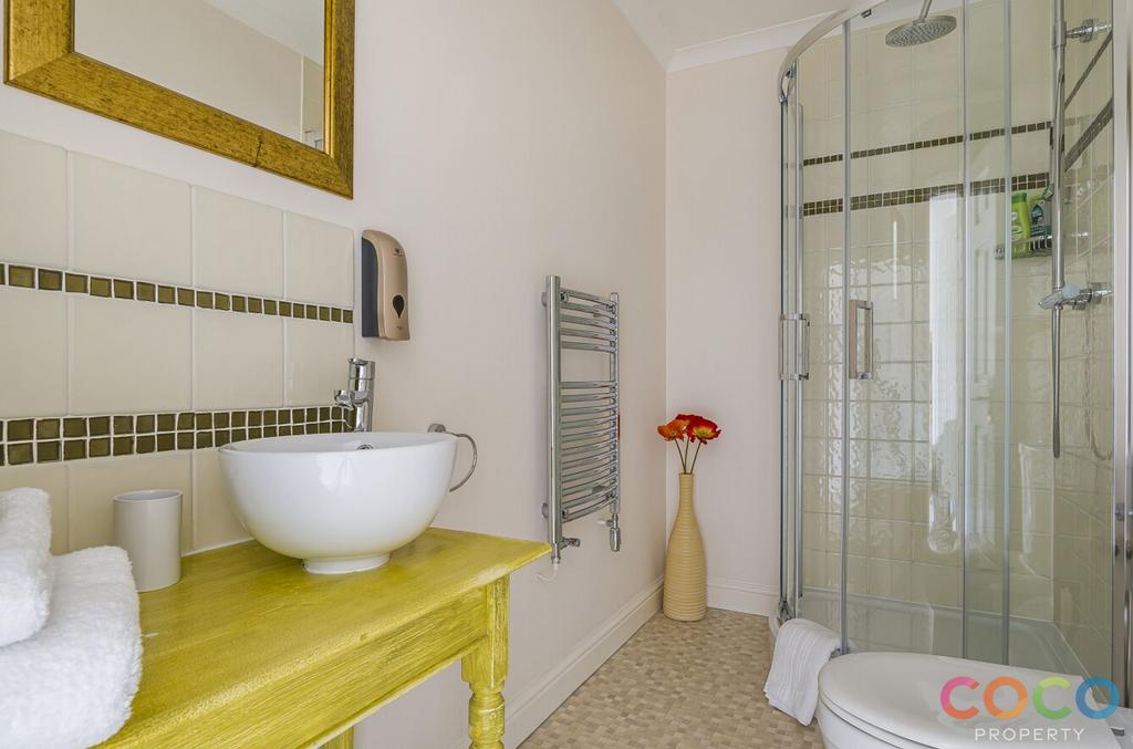 Bedroom One Ensuite