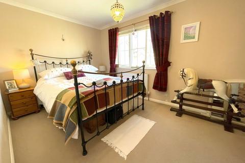 7 Canons Way, Tavistock, PL19 8BJ