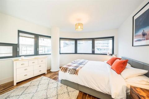 Flat 3, 11 Lambarde Square, London, SE10 9GF