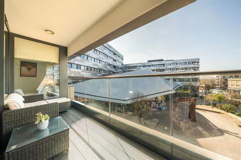 Flat 3, 11 Lambarde Square, London, SE10 9GF