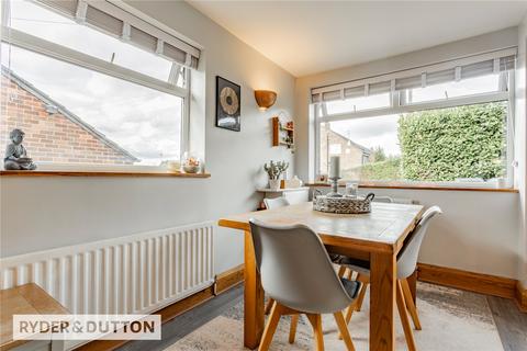 11 Ashfield Crescent, Springhead, Oldham, OL4 4NY