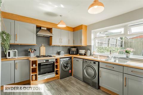11 Ashfield Crescent, Springhead, Oldham, OL4 4NY