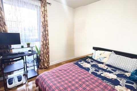 undefined, Daubenton House, Havelock Road, Southall, Greater London, UB2