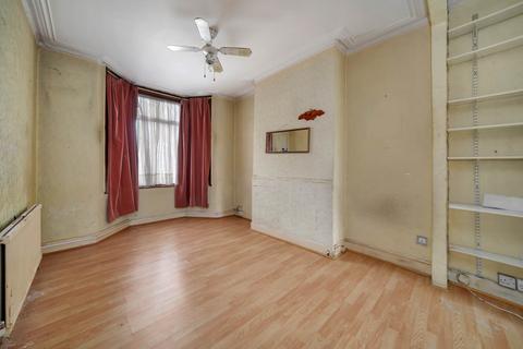 104 Sedgwick Road, London, E10 6QP