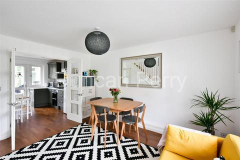 56 Nash Close, Welham Green, Hatfield, AL9 7NN