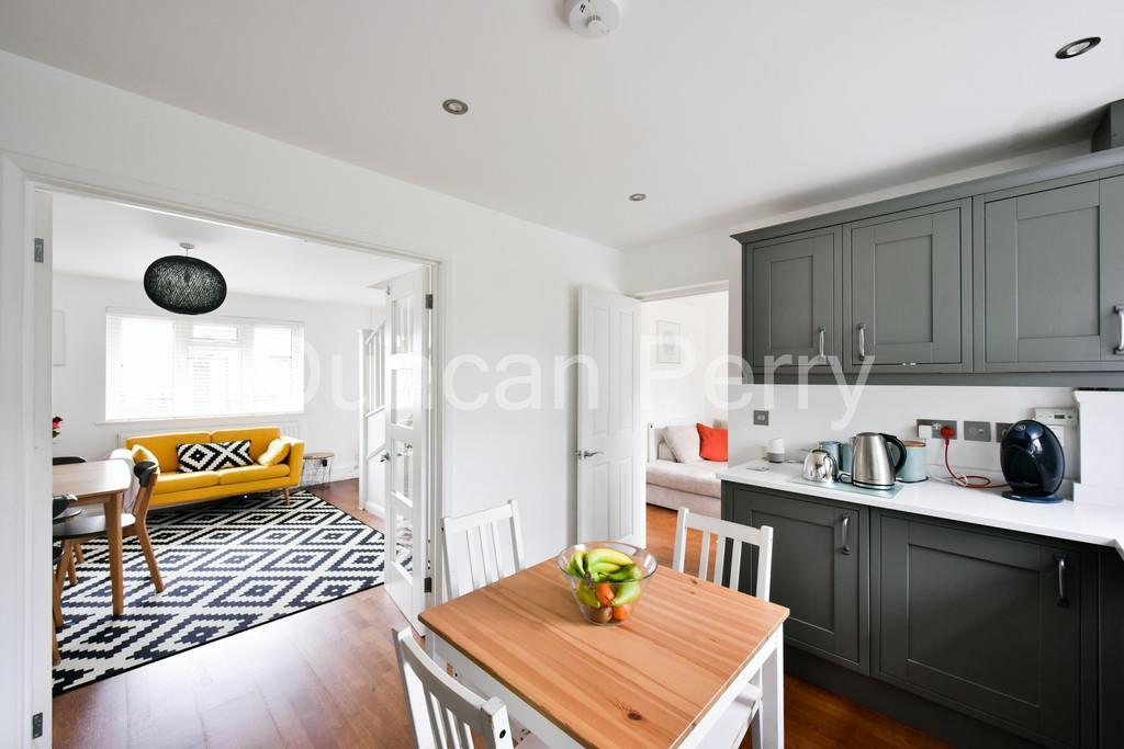 Kitchen diner 2.jpg