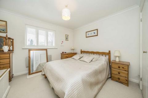 2 bedroom terraced house for sale, Varsity Drive, Twickenham TW1