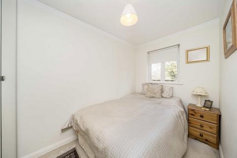 2 bedroom terraced house for sale, Varsity Drive, Twickenham TW1