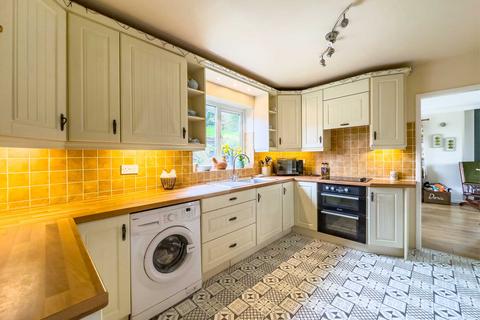 4 bedroom detached house for sale, Judy Haigh Lane, Thornhill Edge