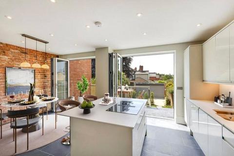 5 bedroom townhouse for sale, London Road, Cheltenham, GL52