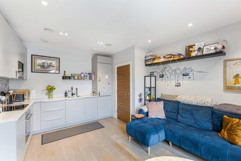 1 bedroom flat for sale, Northfield Avenue, Ealing, Northfields, W13