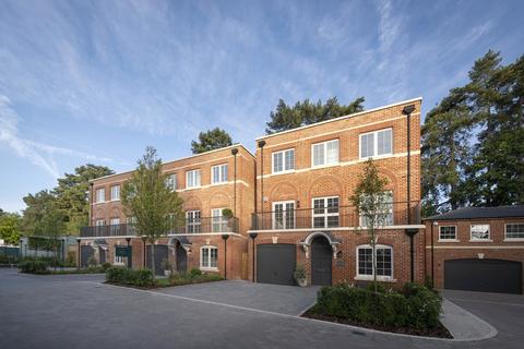 5 bedroom detached house for sale, Sunningdale Park, Larch Avenue, Sunningdale, Berkshire, SL5