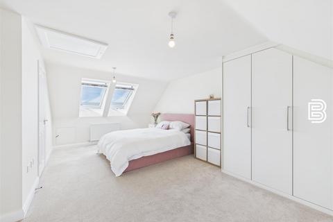 3 bedroom townhouse for sale, Station Avenue, Rugby CV23
