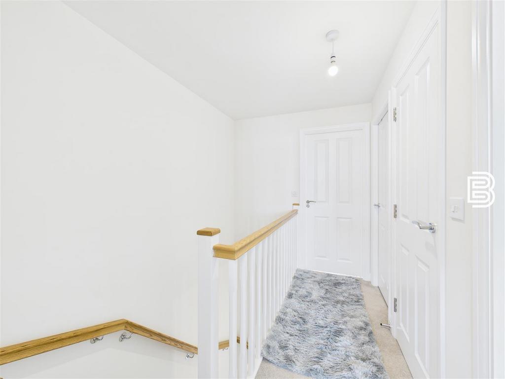1st Floor Landing (1).jpg