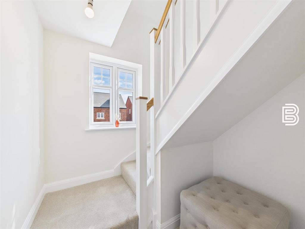 1st Floor Landing (2).jpg